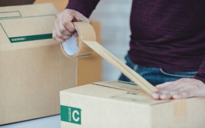 Etichettare le scatole per trasloco: metodi, colori e app